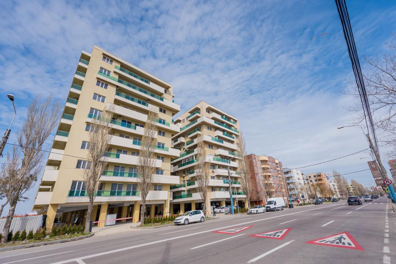 Moonlight Sky Mamaia Apartment Exteriör bild